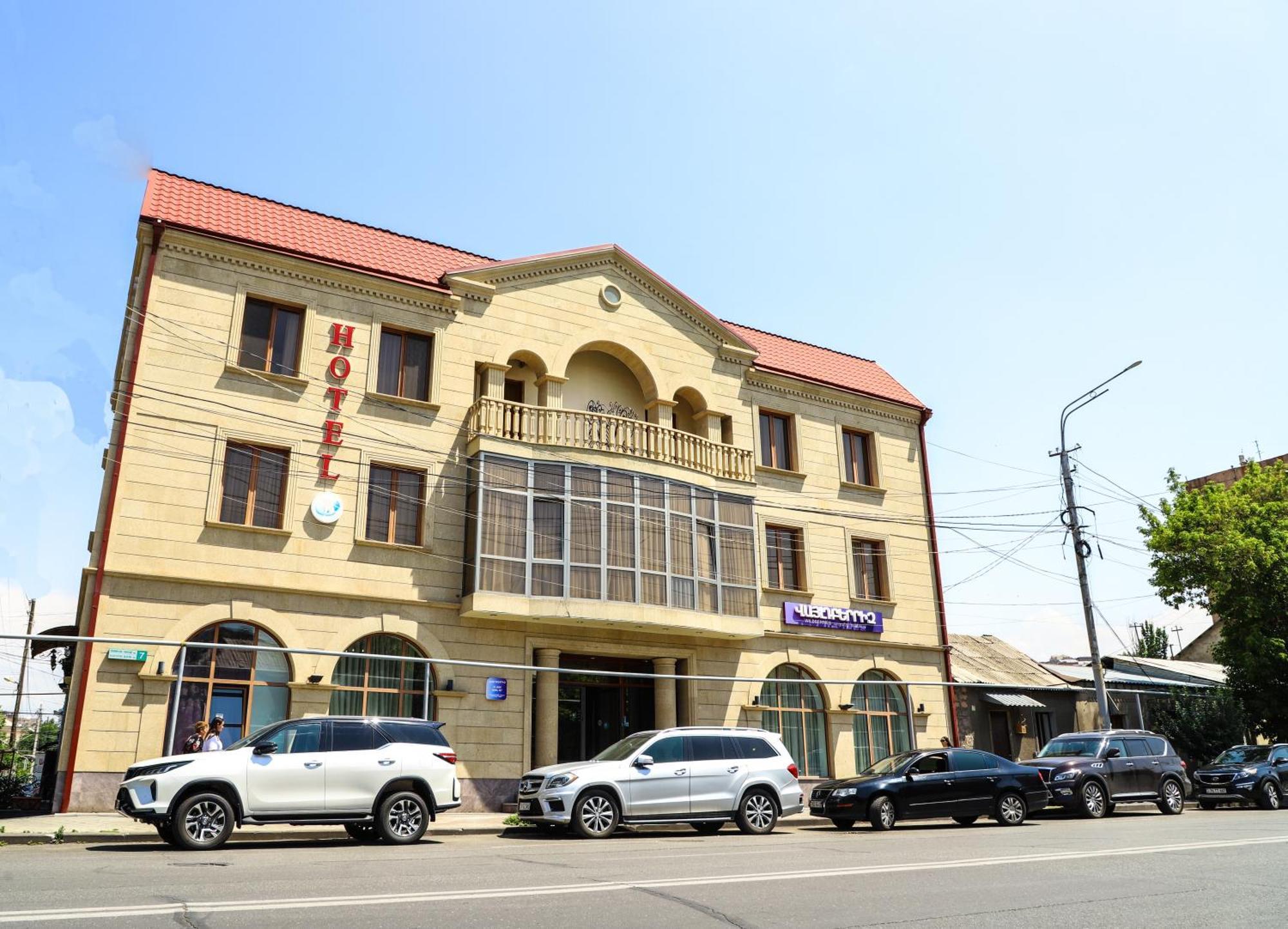 Sd Hotel Yerevan Luaran gambar
