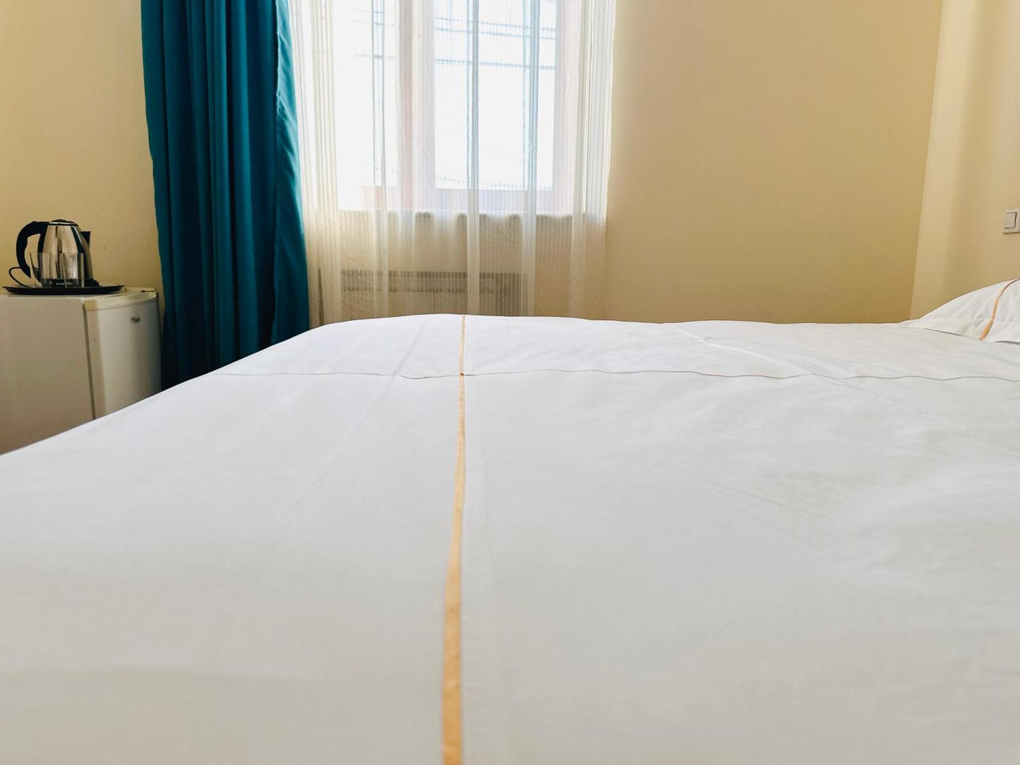 Sd Hotel Yerevan Luaran gambar