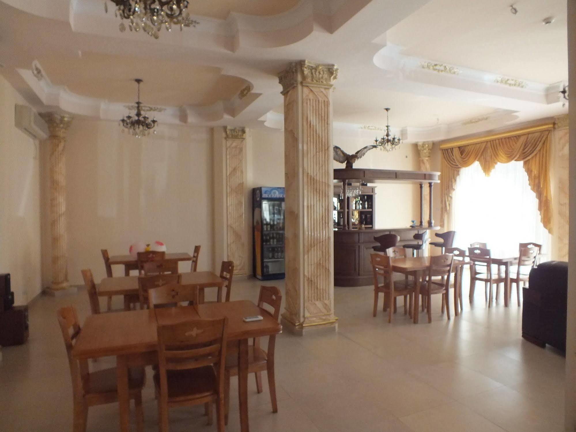 Sd Hotel Yerevan Luaran gambar